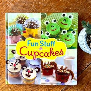 Fun Stuff Cupcake Decorating Book